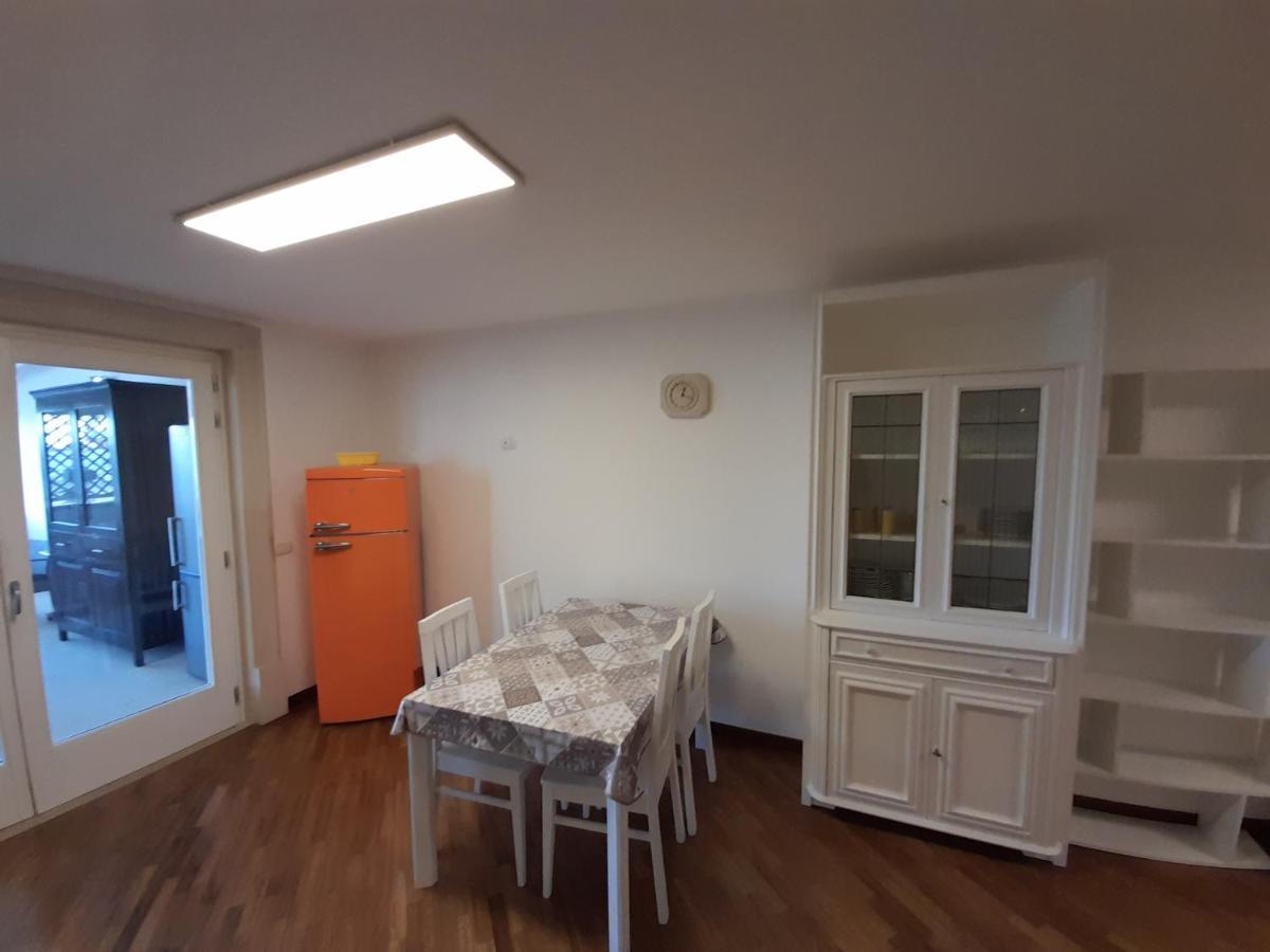 Dimora Emilia Apartment Lecce Bagian luar foto