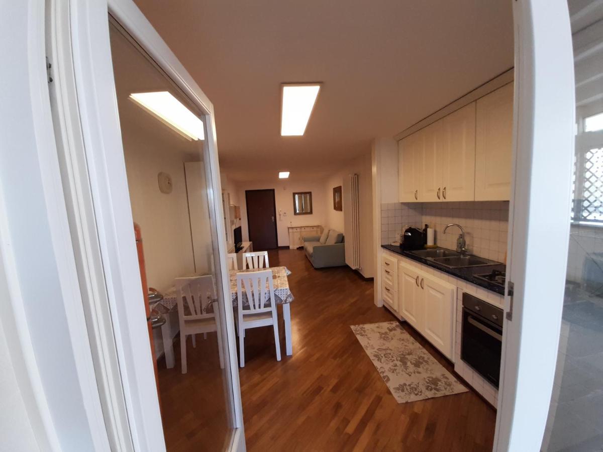 Dimora Emilia Apartment Lecce Bagian luar foto