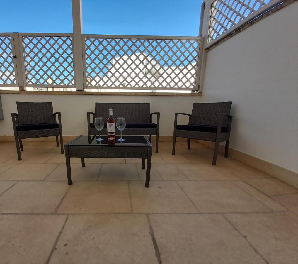 Dimora Emilia Apartment Lecce Bagian luar foto
