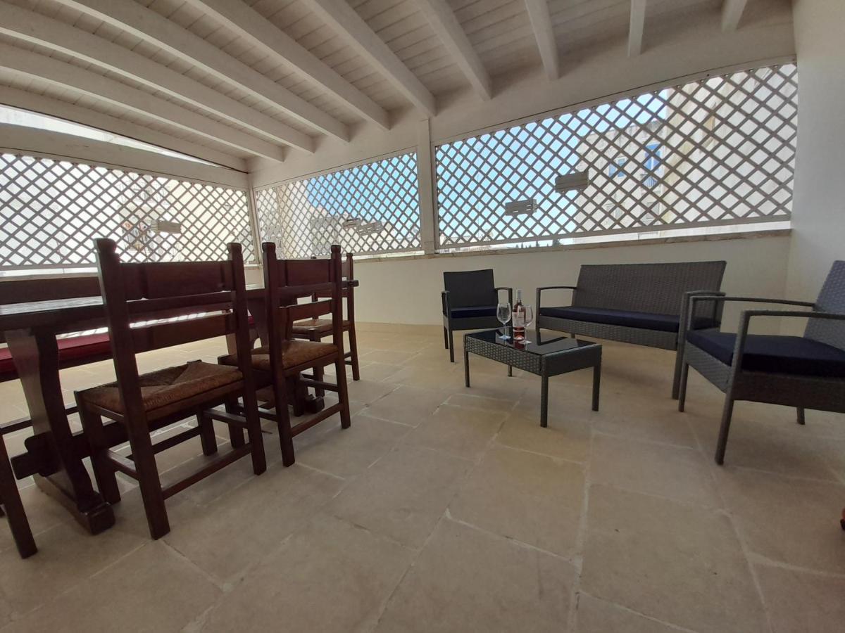 Dimora Emilia Apartment Lecce Bagian luar foto